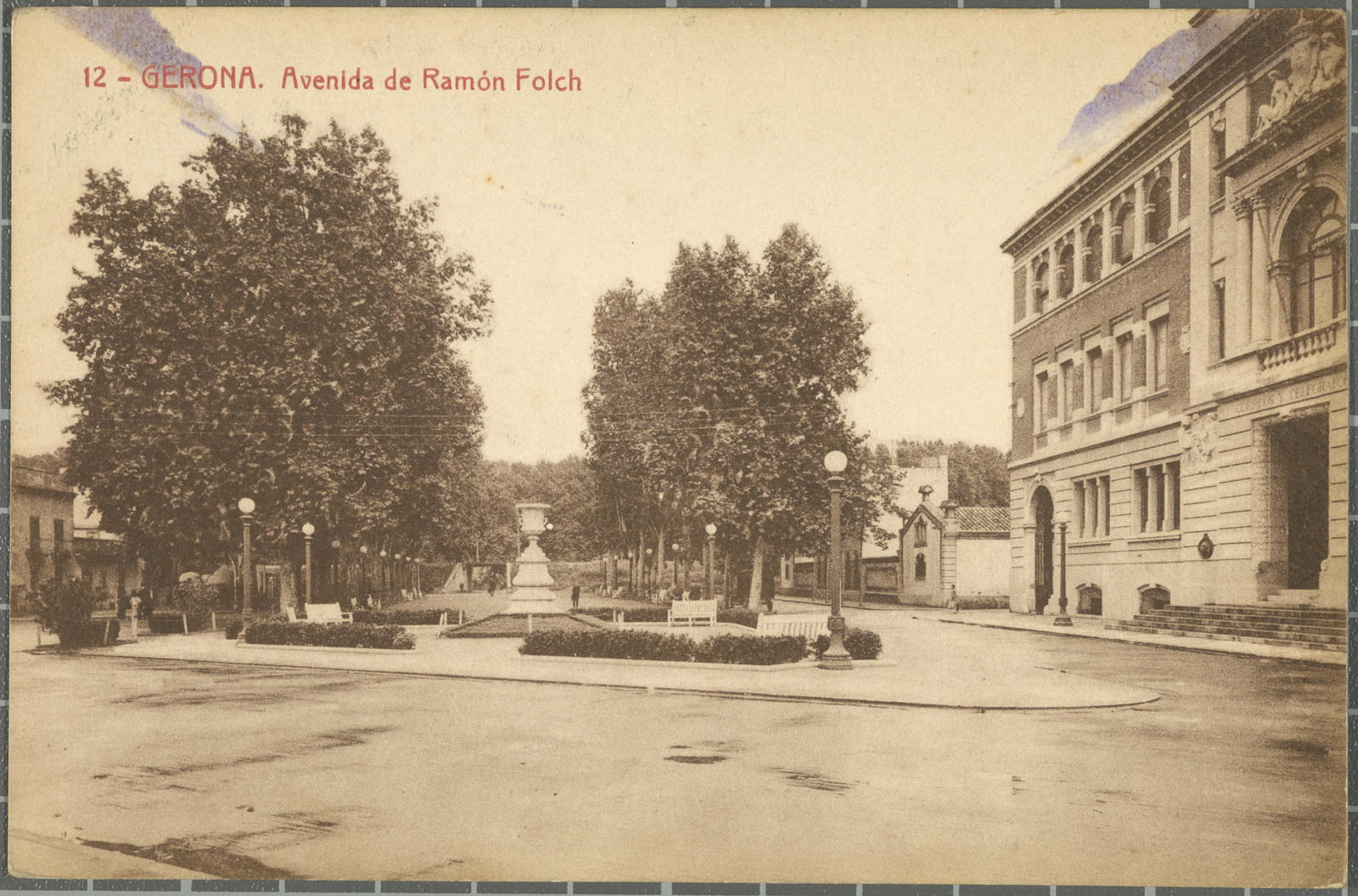 12-Geron. avenida by Ramón Folch