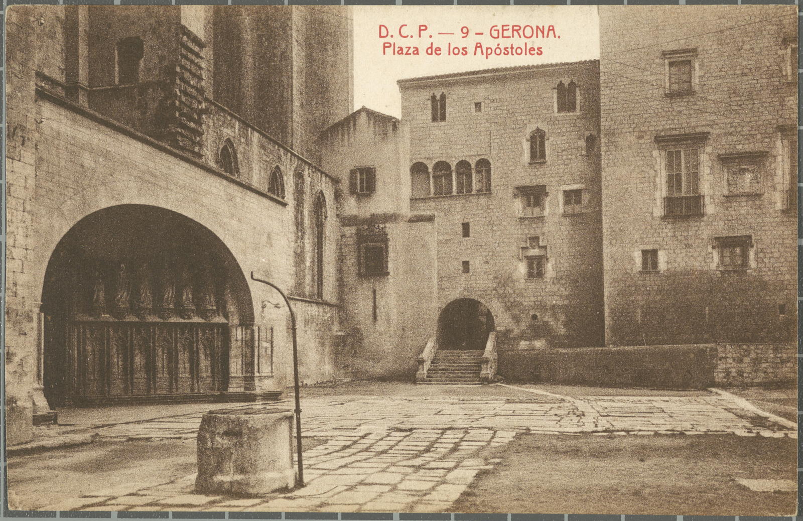 Desconegut, Gerona. Plaza de los Apóstoles