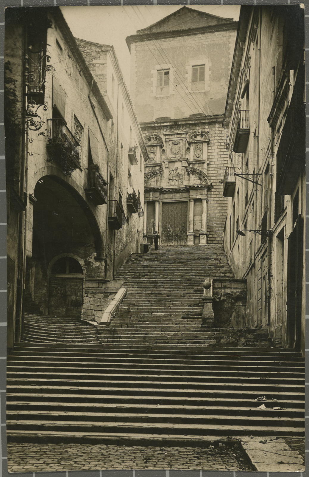 Desconegut, 35. Gerona. Staircase San Martin. Calle Subida Santo Domingo