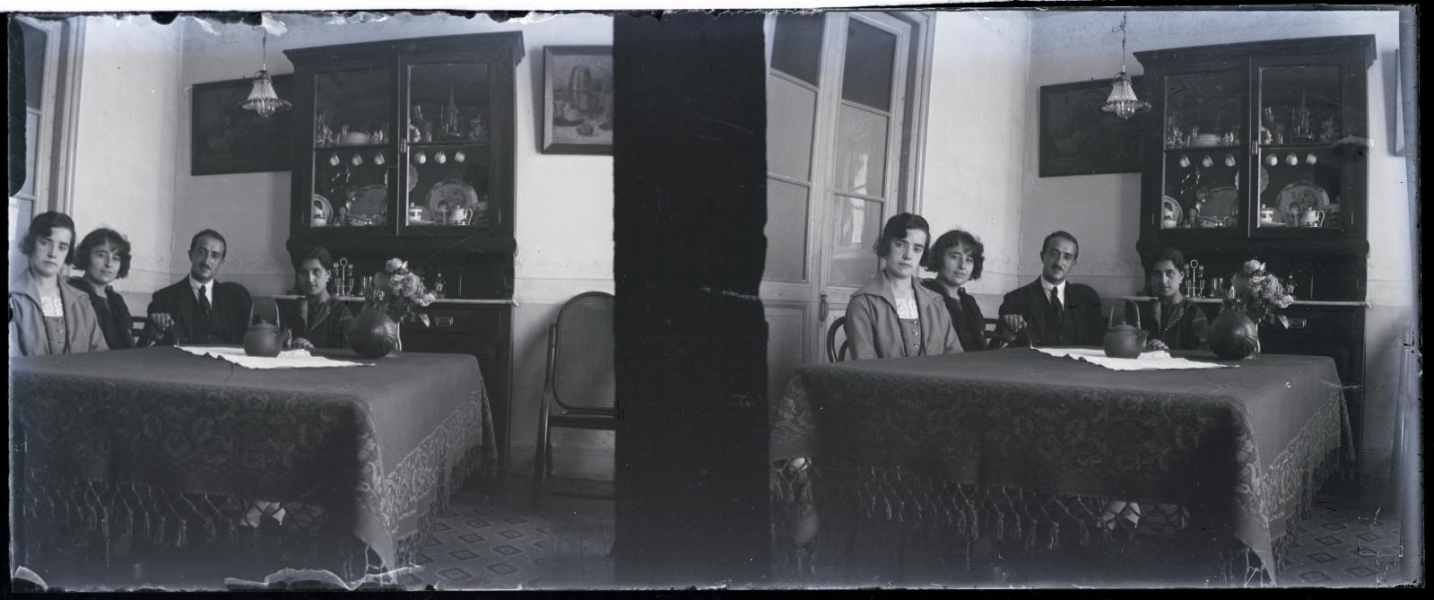 Mercedes, Carmen, Carlos i Luz
