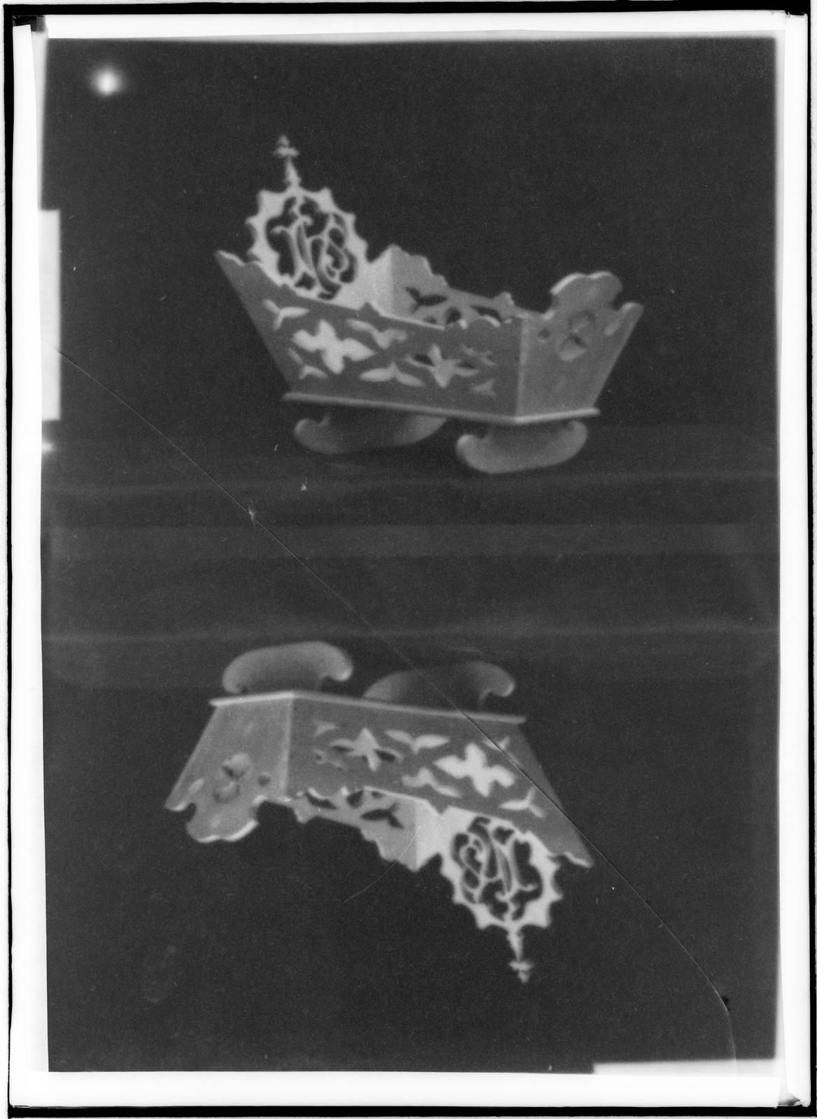 Desconegut, [Crowns]