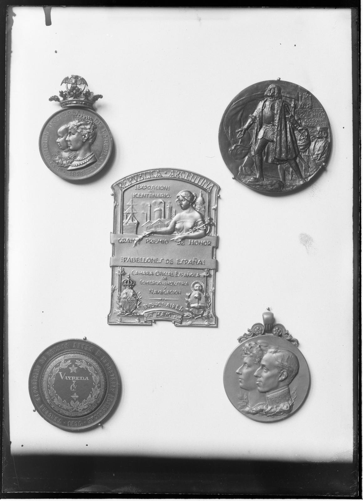 Desconegut, [Coins]