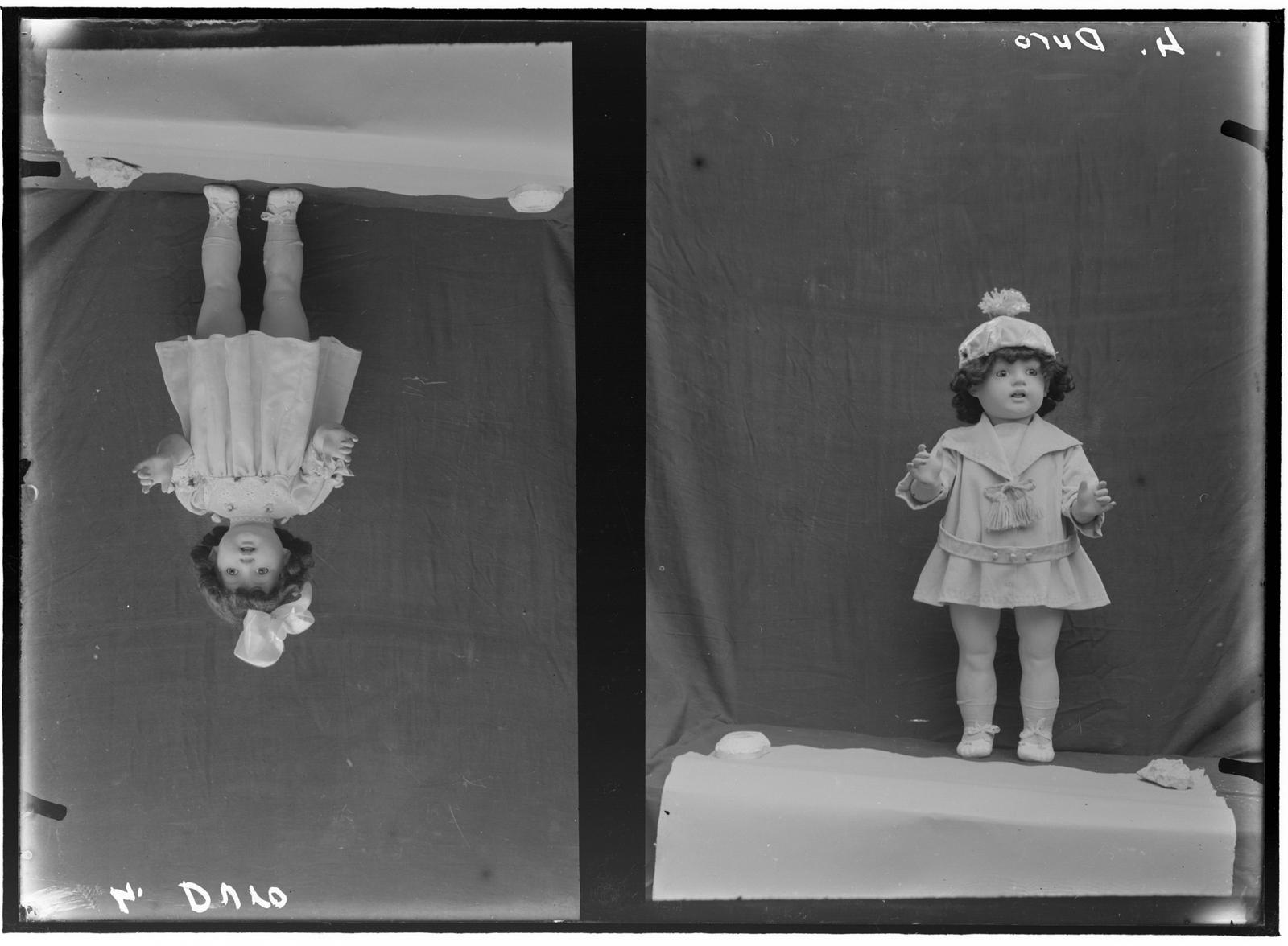 Desconegut, [Dolls]