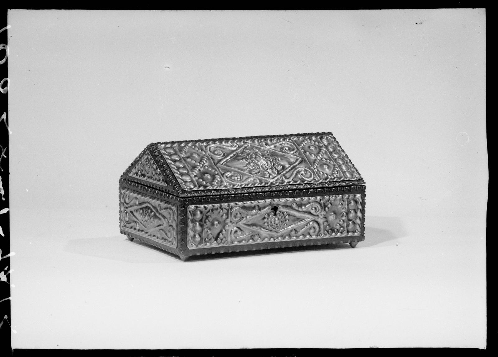 Desconegut, [Chest]