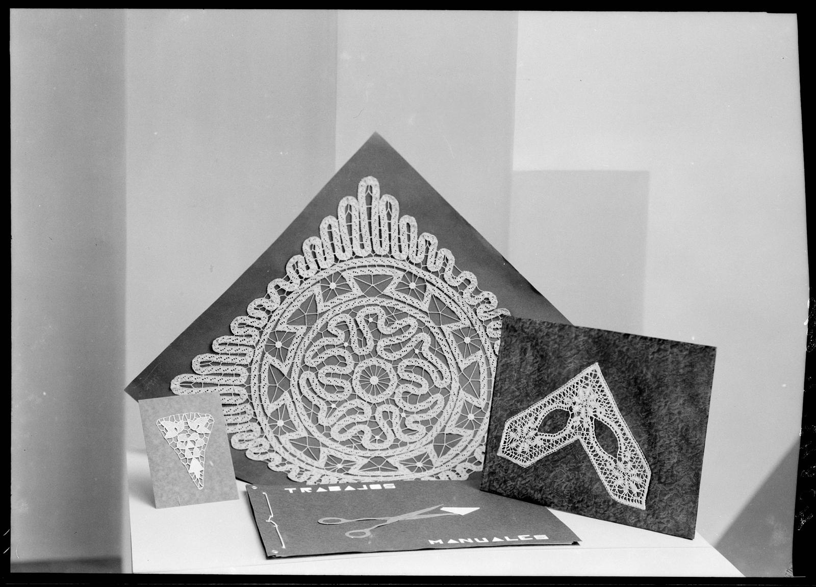 Desconegut, [Objectes decoratius]