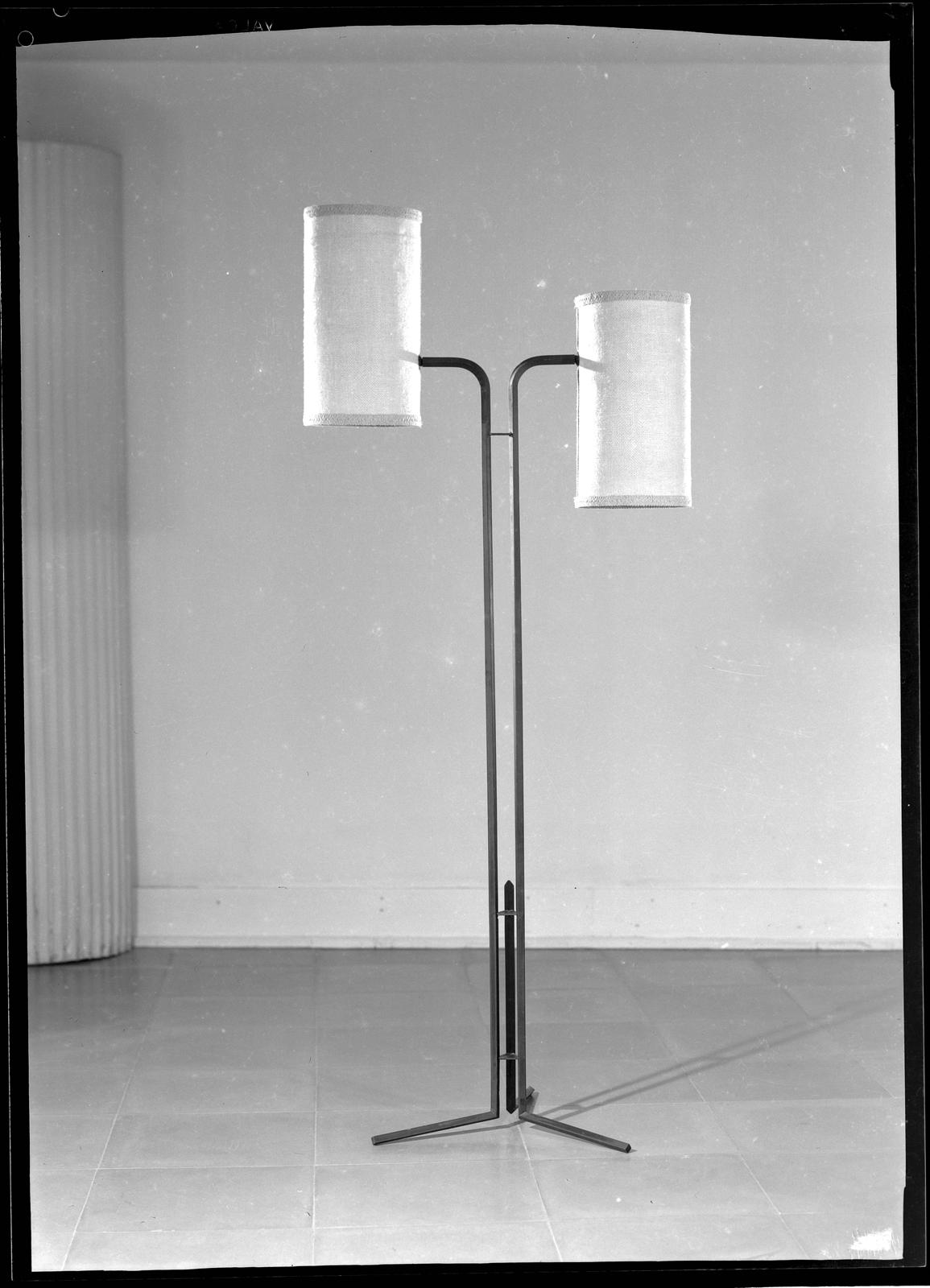 Desconegut, [Lamp]