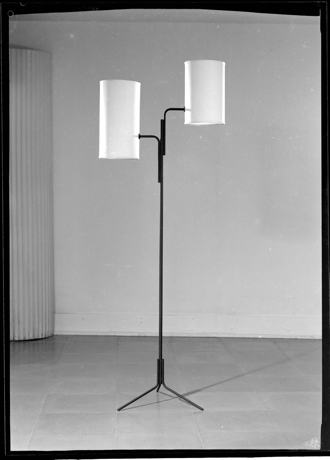 Desconegut, [Lamp]