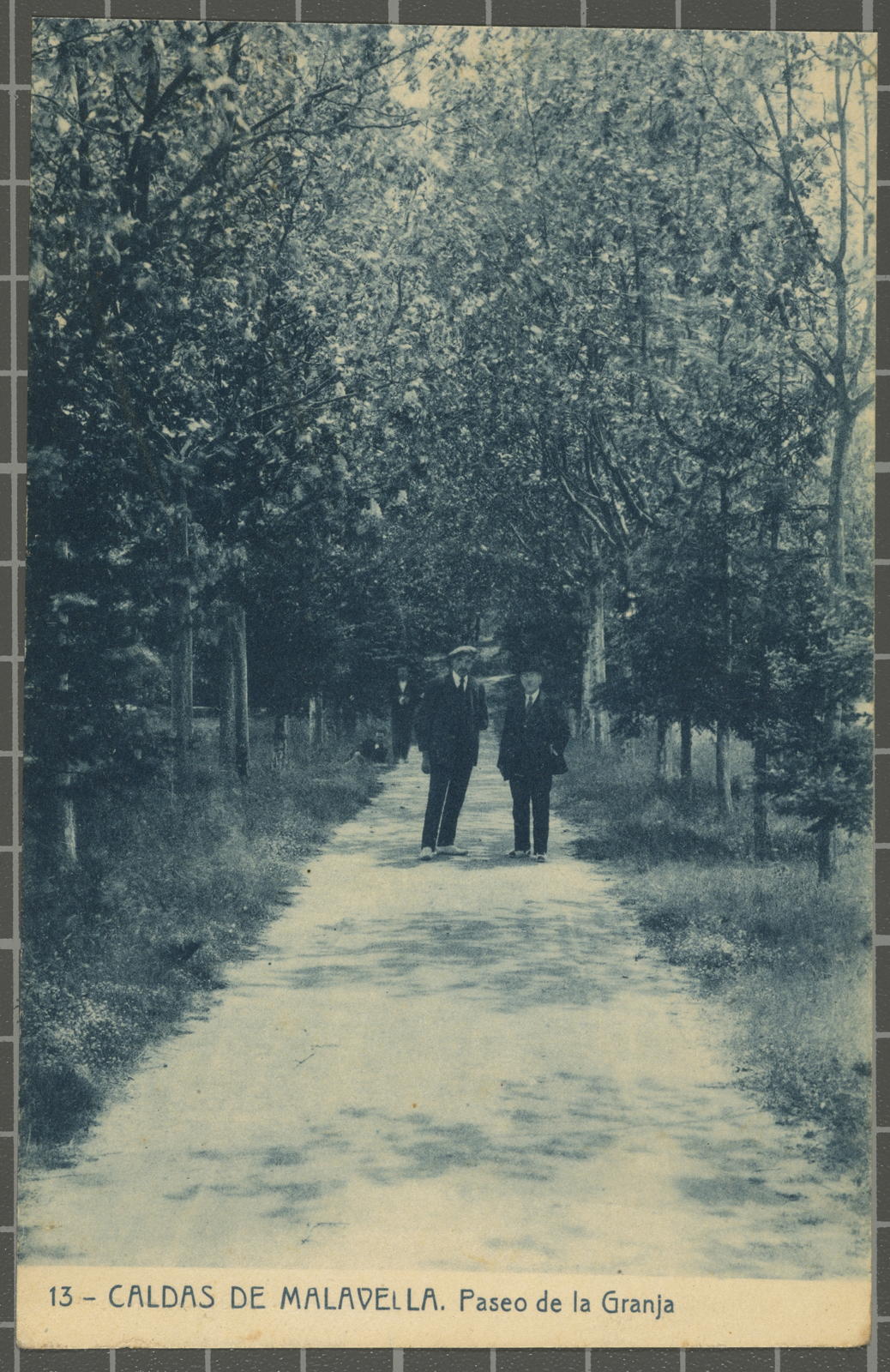 13 - CALDAS DE MALAVELLA. Paseo de la Granja