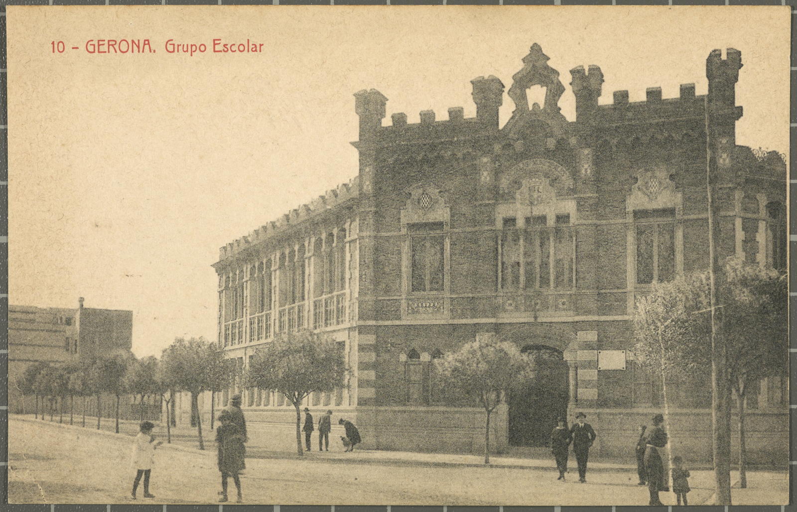 Desconegut, 10 - GERONA. School Grupo