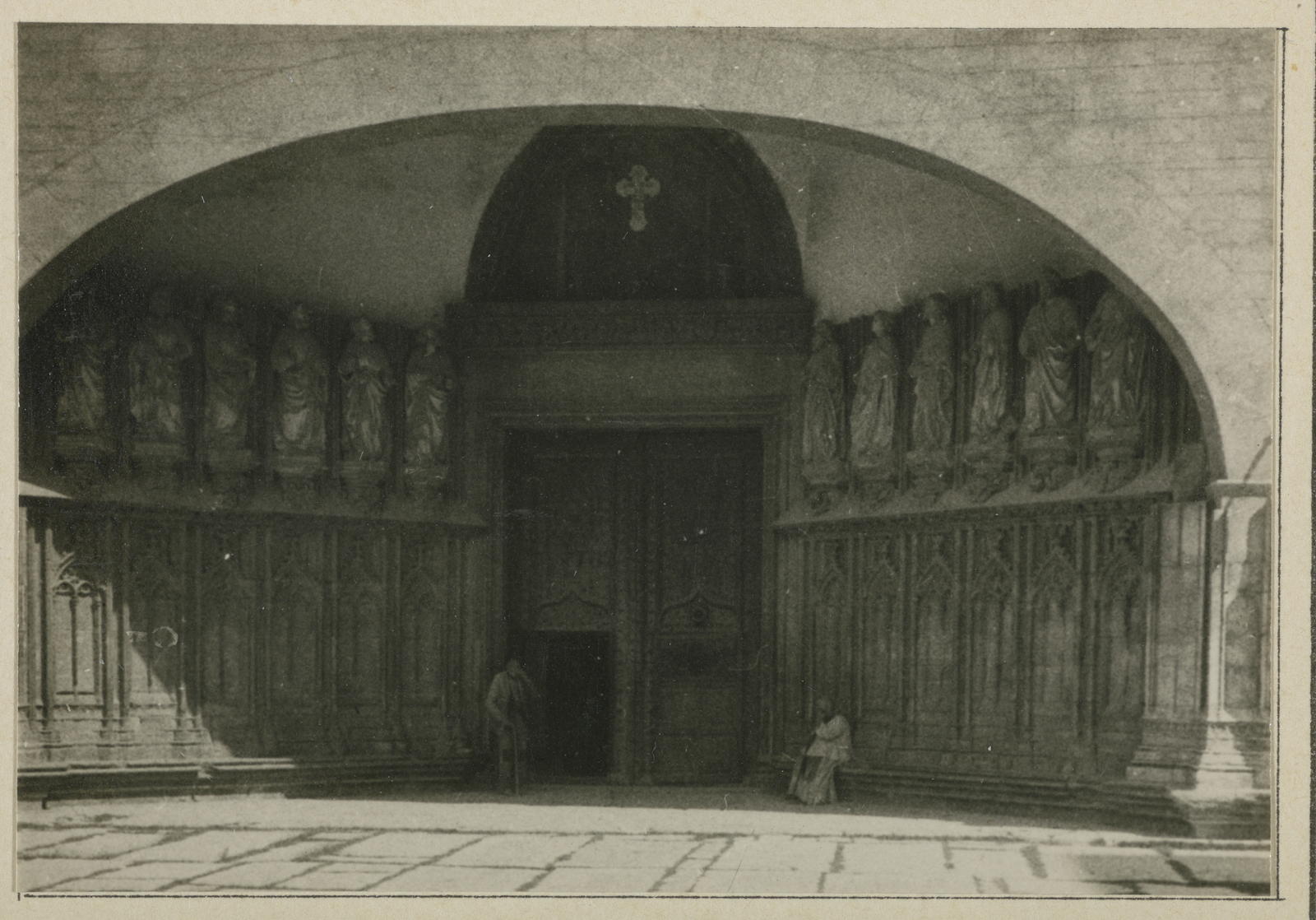 Desconegut, Puerta de los Apòstoles