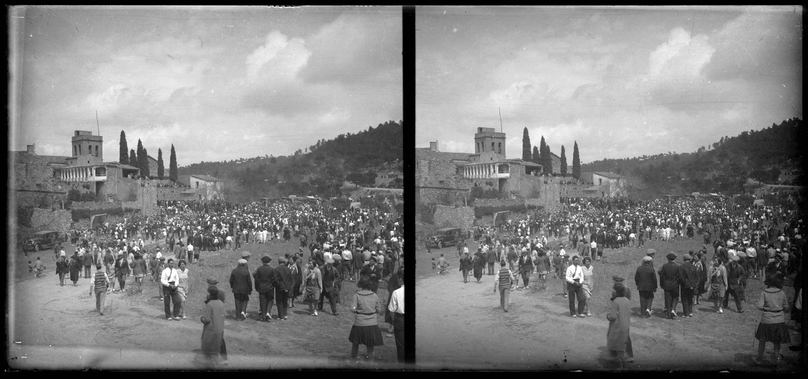 Desconegut, [gathering in Santa Cruz de Olorda]