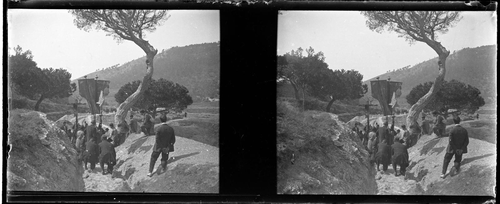 Desconegut, [Processó a Santa Creu d'Olorda]