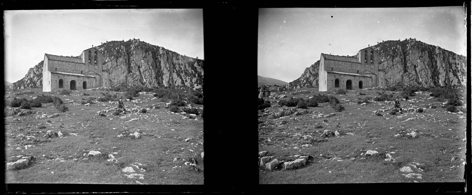 Desconegut, [Church of St. Peter of Montgrony]