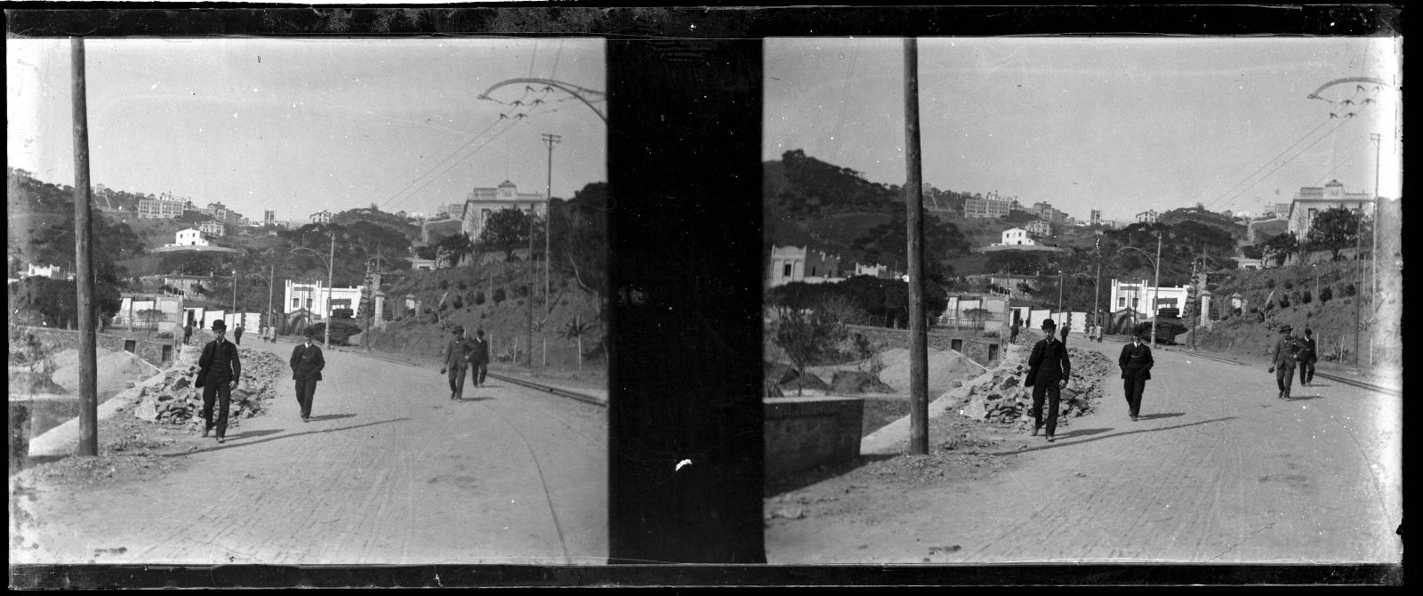 Desconegut, [Estació superior del funicular de Vallvidrera]