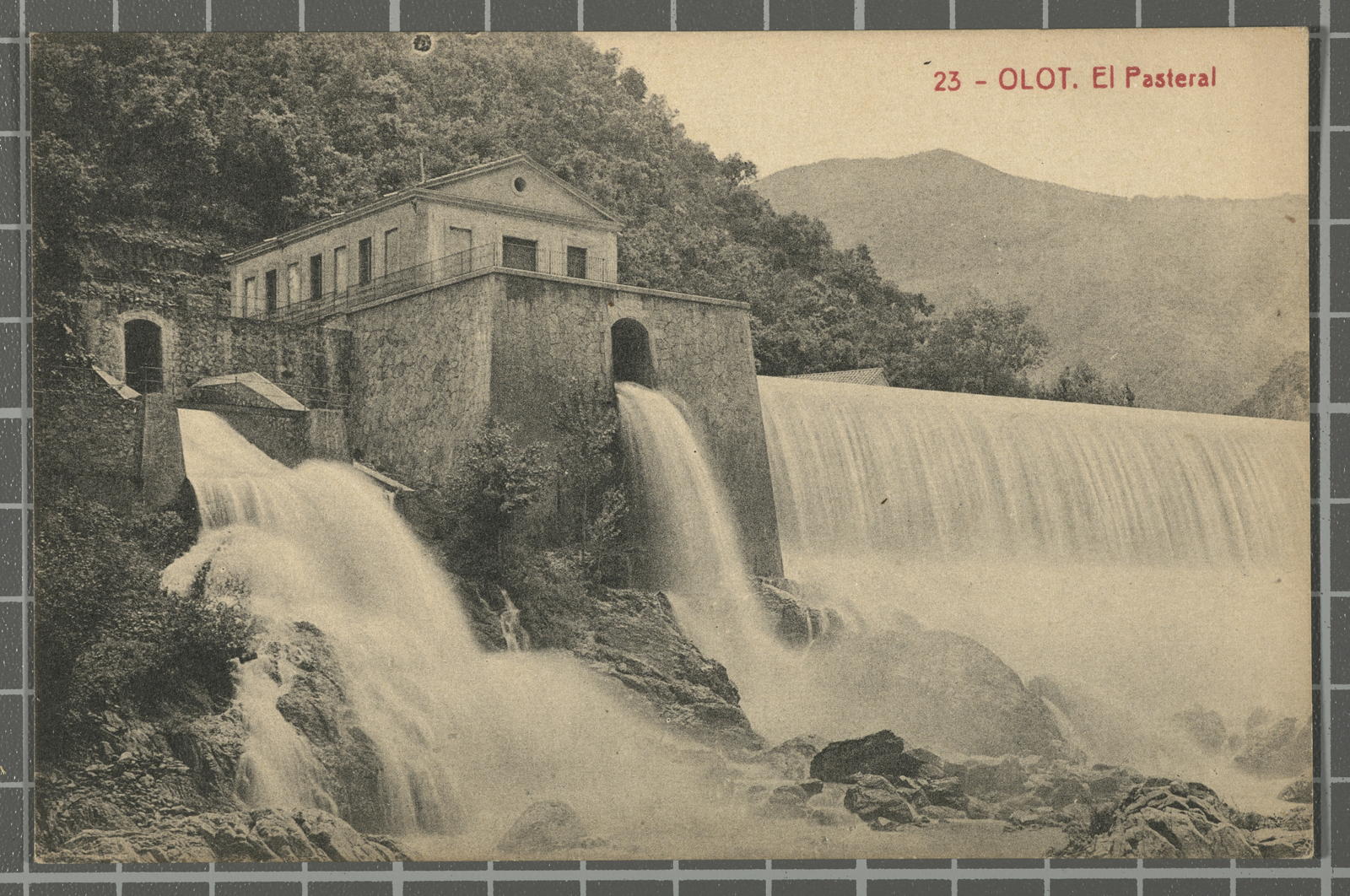 Desconegut, 23 - Olot. El Pasteral
