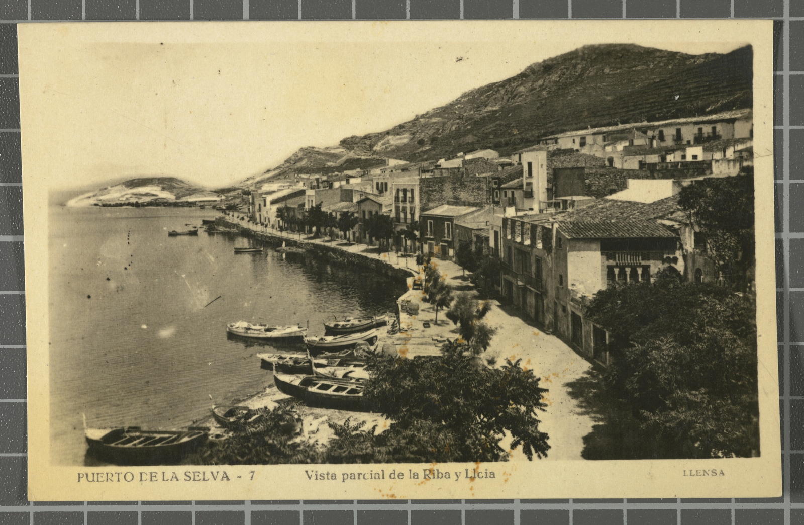 Desconegut, Puerto de la Selva - 7. Vista parcial de la Riba y LLoia