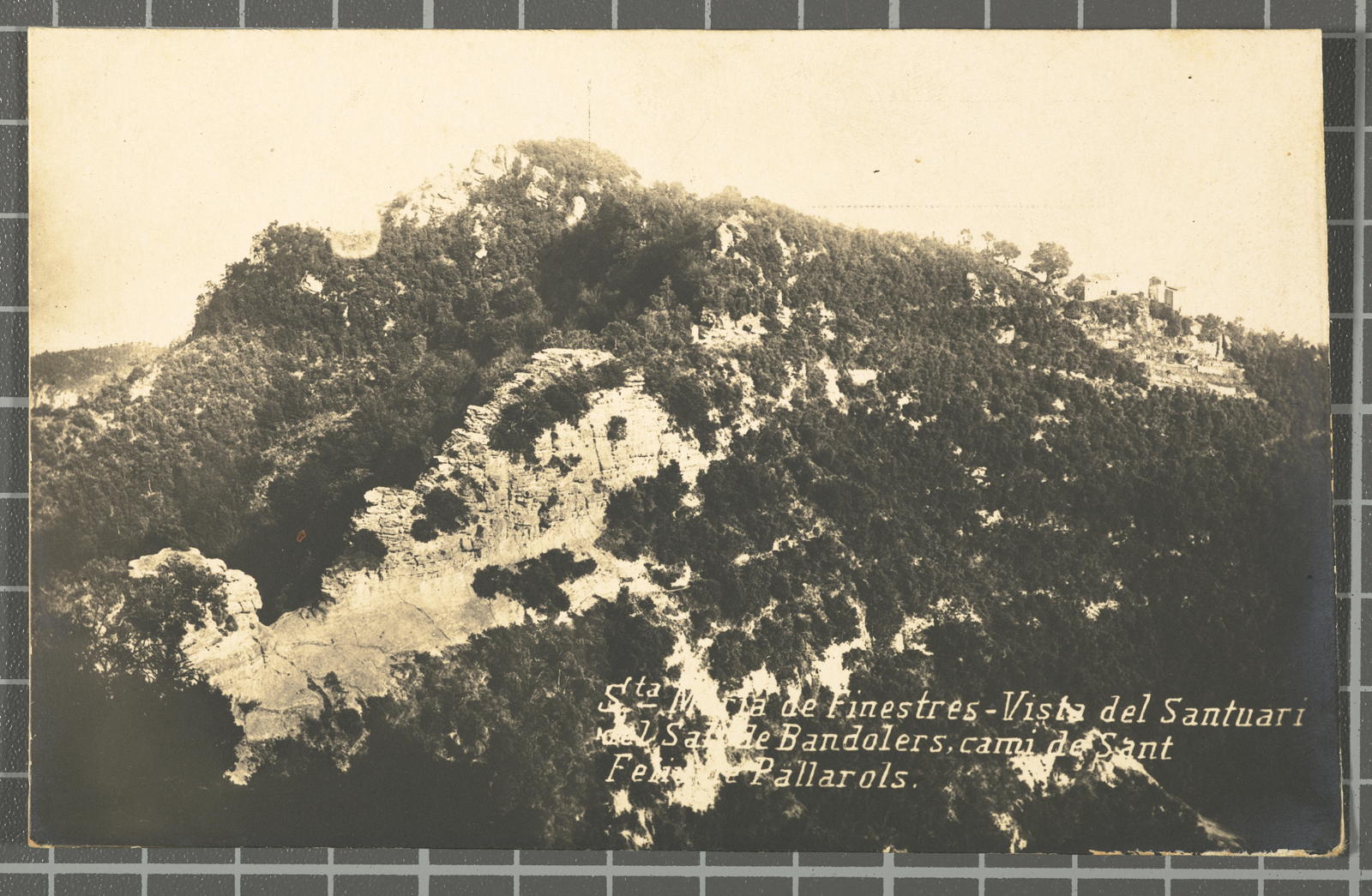 Desconegut, Sta. Maria de Finestres - View of the Sanctuary of the Salt of Bandolers, cami of Sant Feliu of Pallarols.