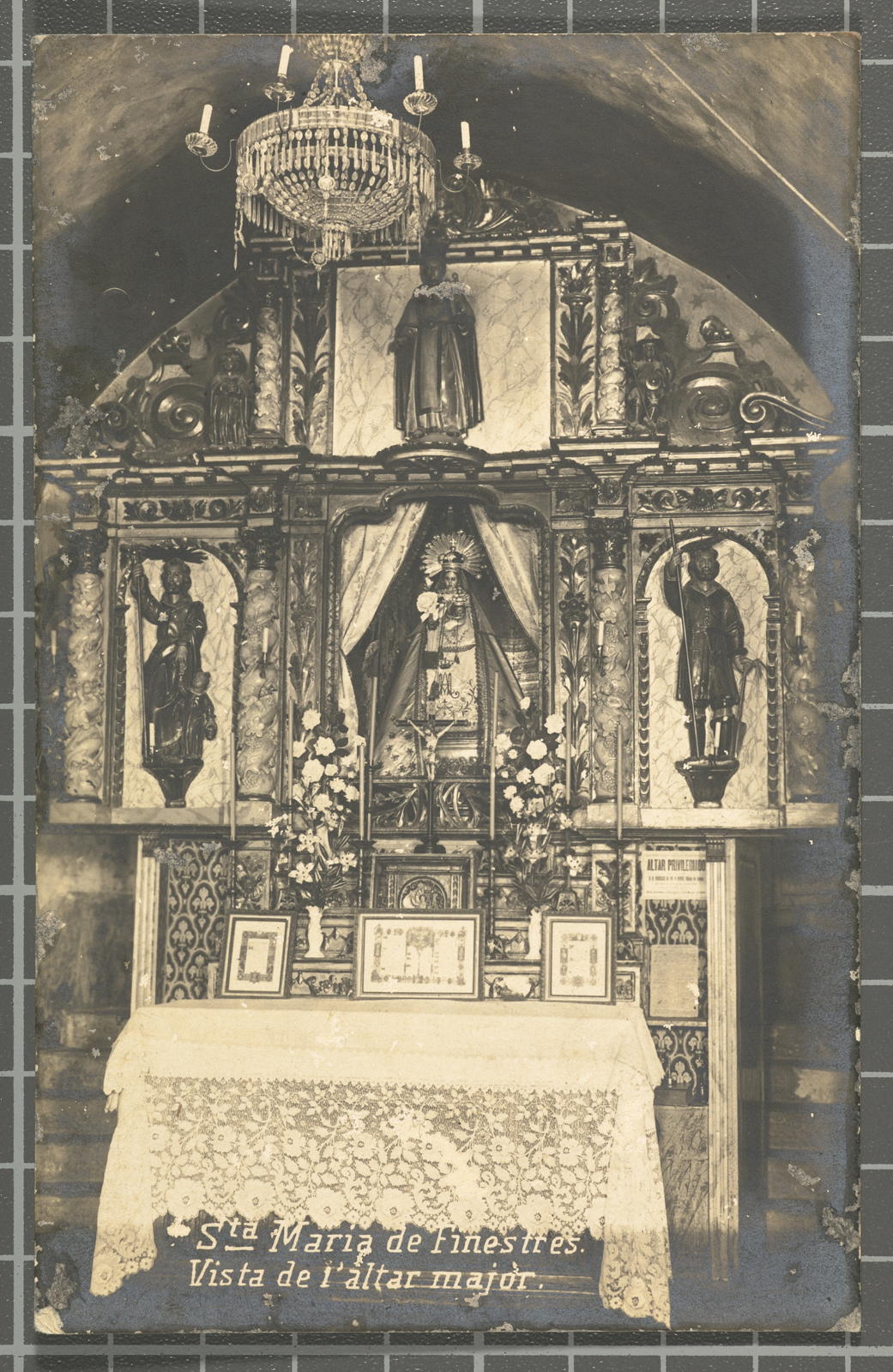 Desconegut, Sta. Maria de Finestres. Vista de l'altar major.