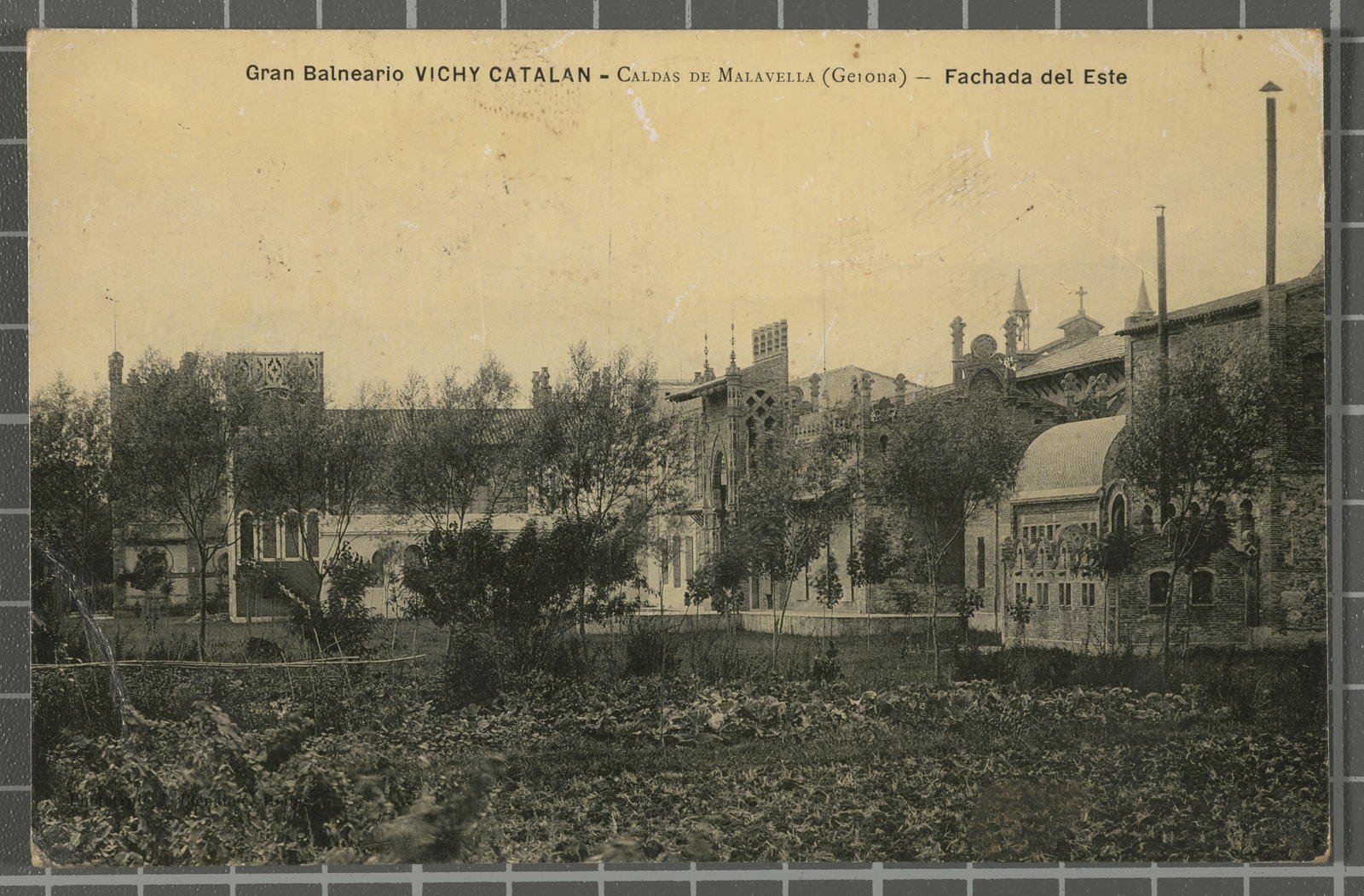 Desconegut, Gran Balneario Vichy Catalan - Caldas de Malavella (Gerona) -Fachada del Este
