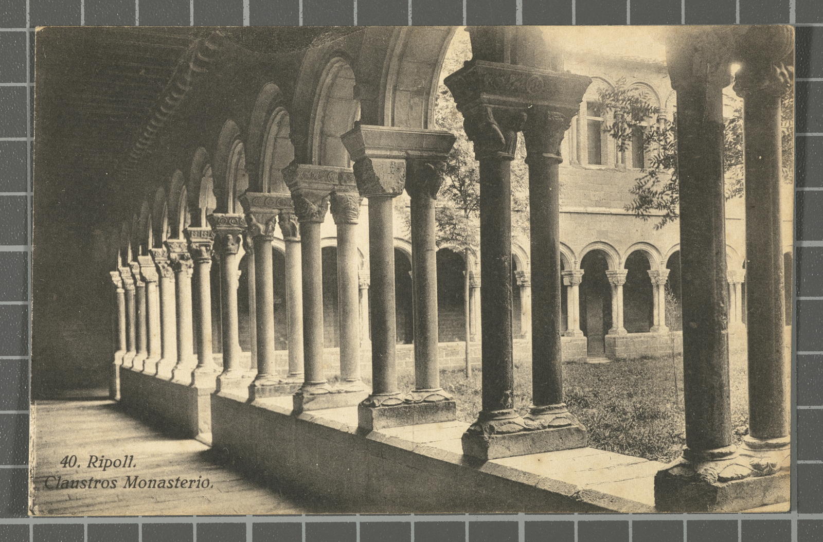 Amadeu Mauri Aulet, 40. Ripoll. Monasterio Claustros