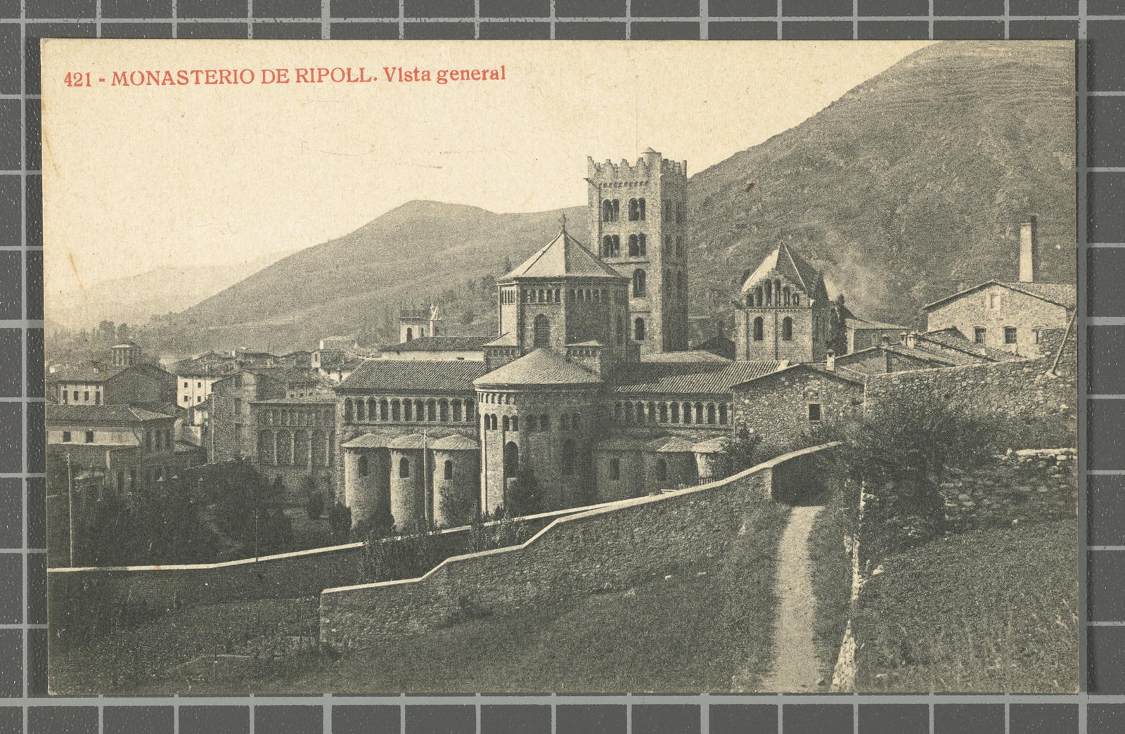 Desconegut, 421 - Monasterio de Ripoll. Vista general