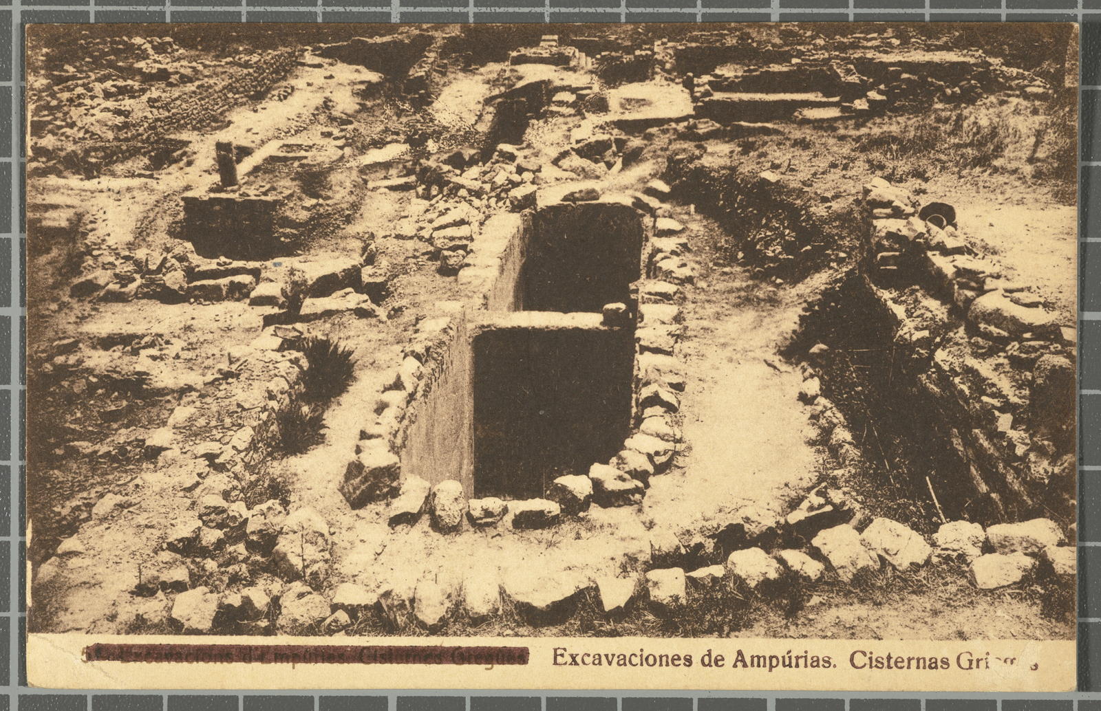 Josep Esquirol Pérez, Excavations of Ampúrias. Cisternas Griegas