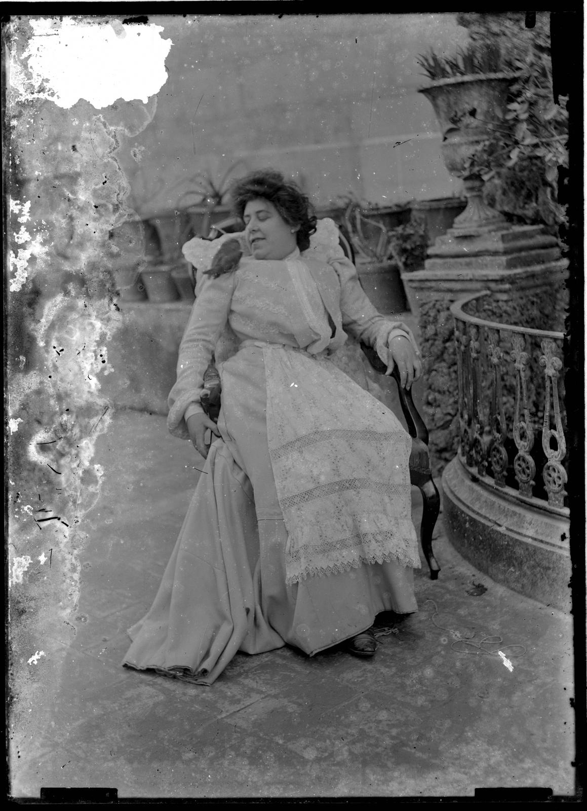 Desconegut, [Portrait of a woman]