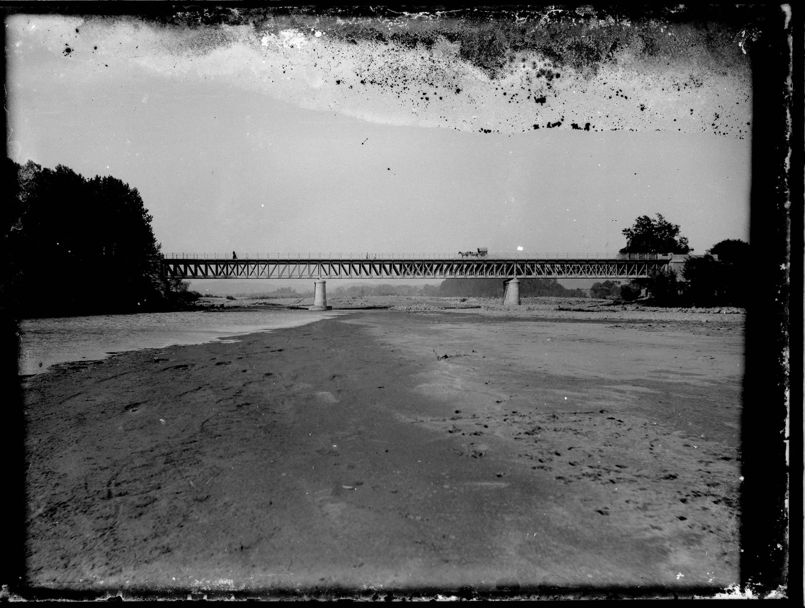 Desconegut, [Boat Bridge]