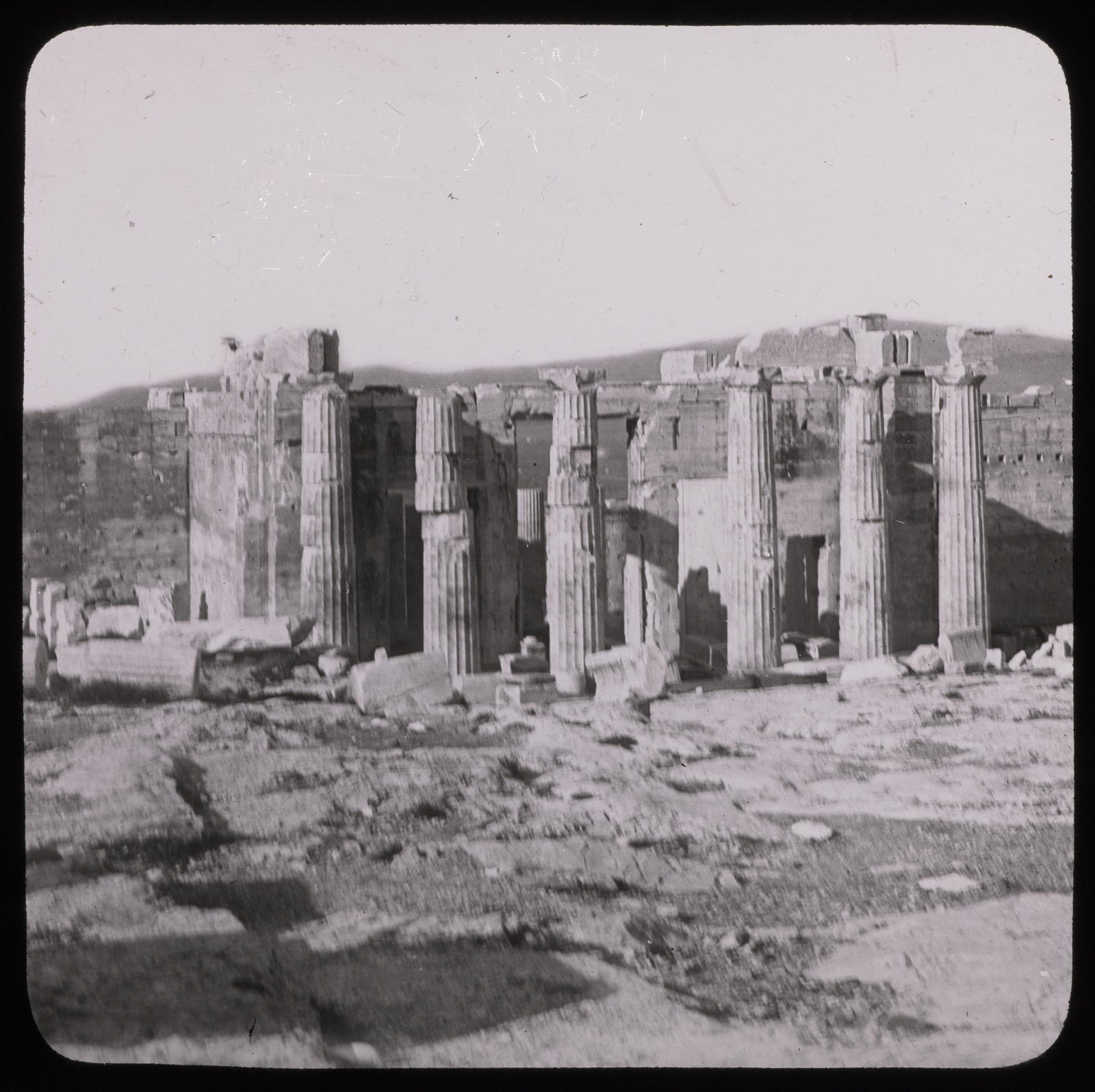 Desconegut, Athènes, l'acropole, les propylées, facade Extérieur Est Photo Louvre