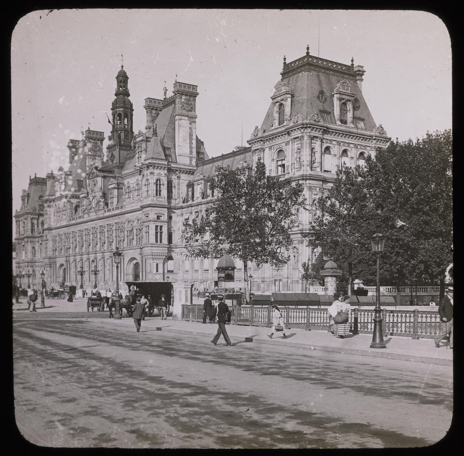 Desconegut, Paris, hôtel de ville Mazo, E.