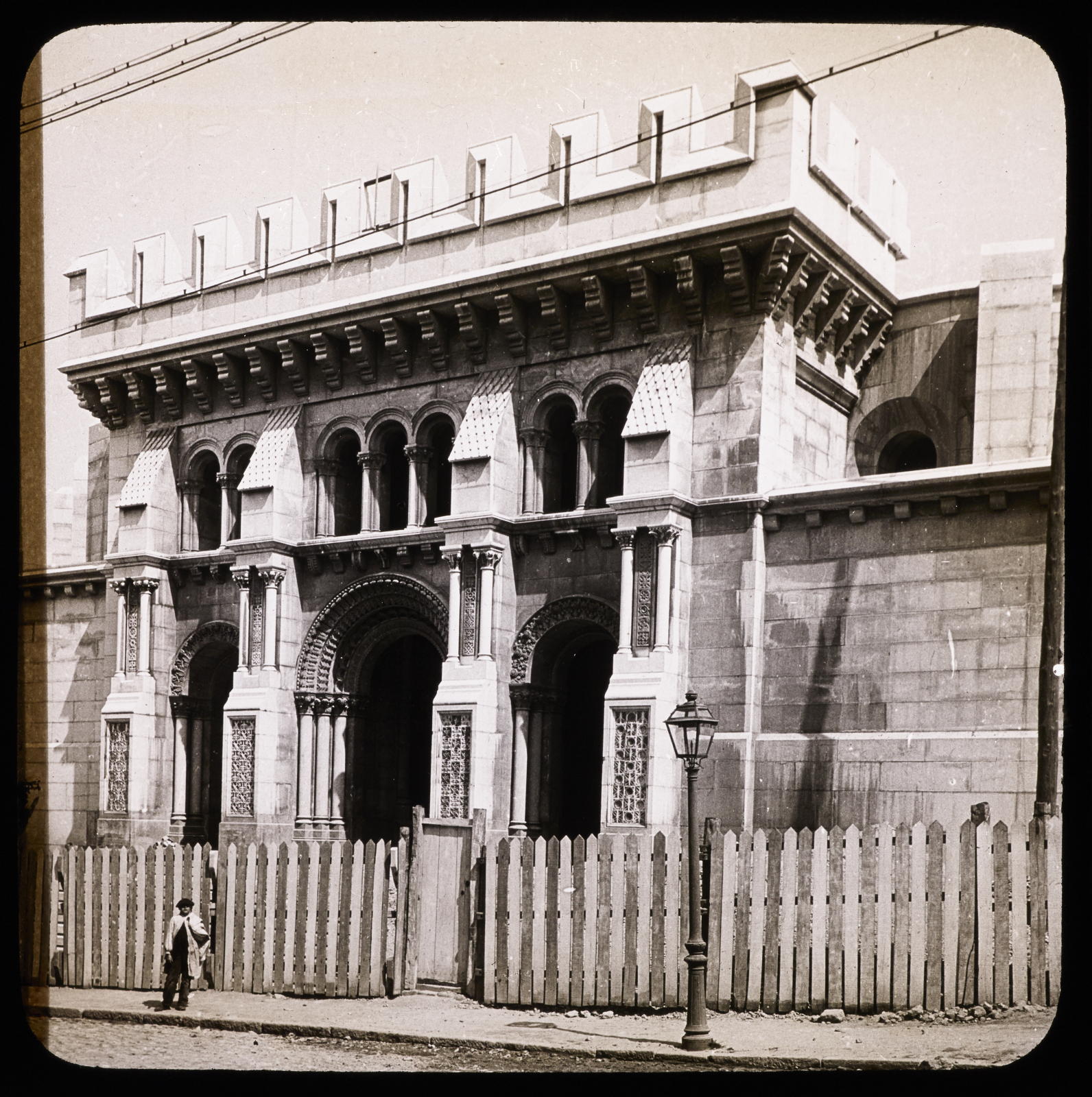 Desconegut, Madrid. Portail de la cathédrale en construction Mazo, E.