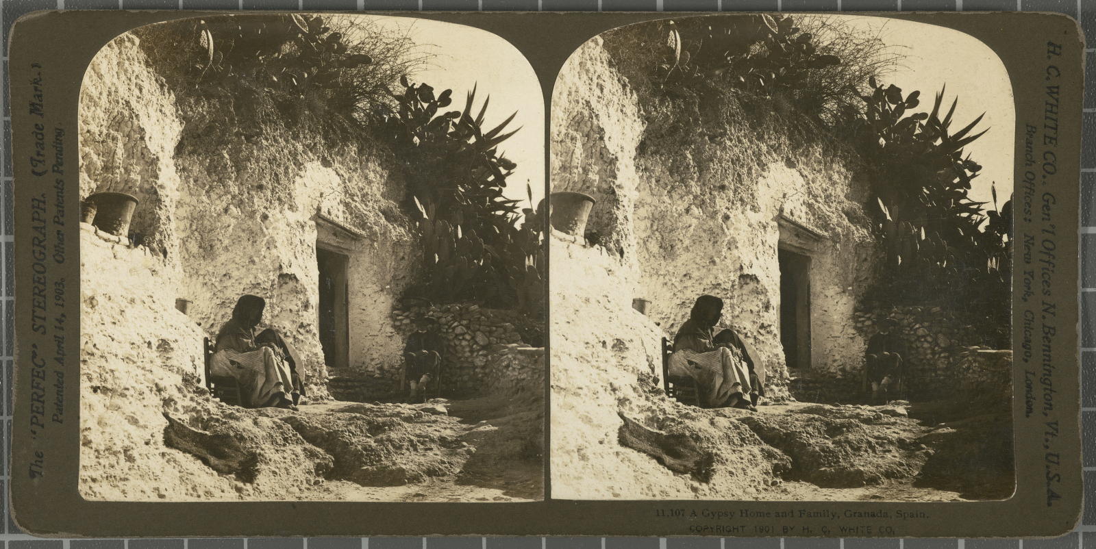 Desconegut, A Gypsy Home and Family, Granada, Spain. White, H.C. & Co., The\ ‘Perfec\’ Stereograph