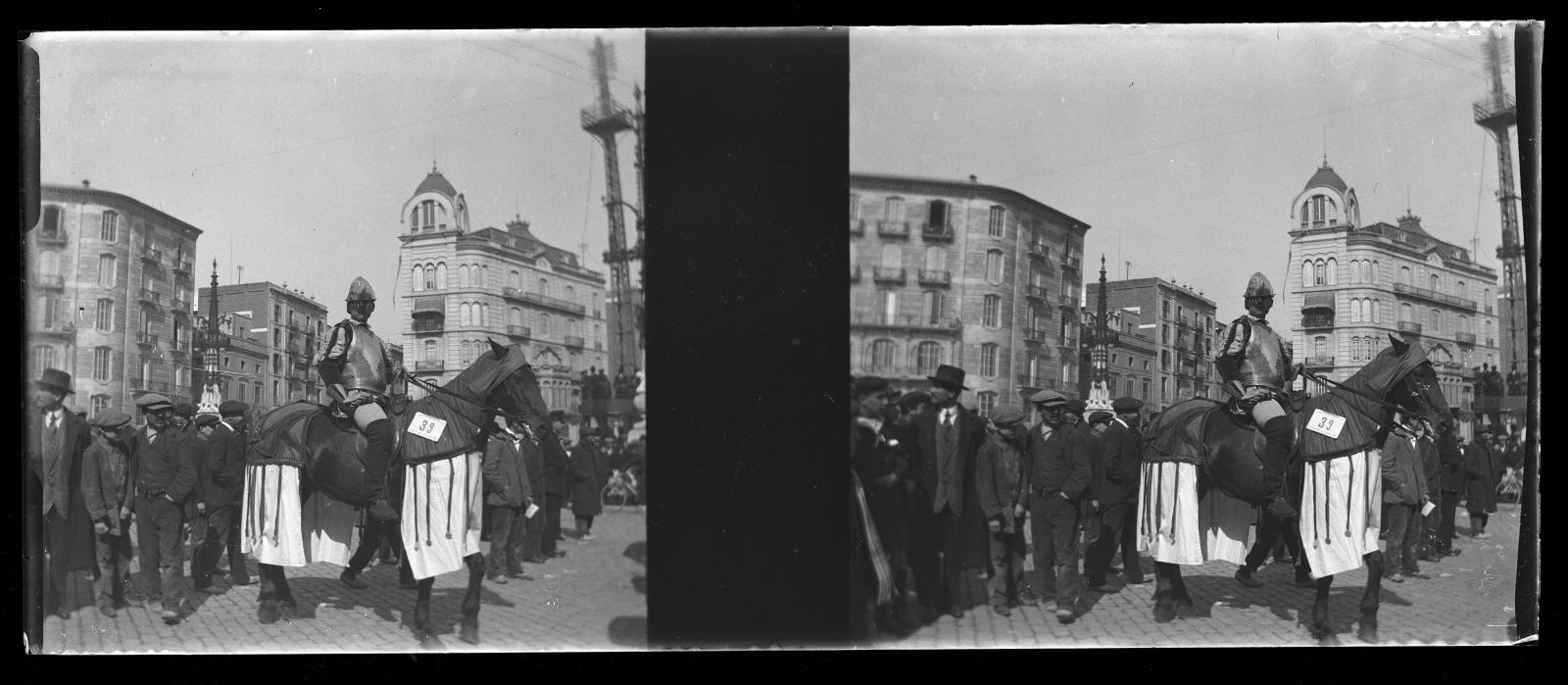 Desconegut, Desfilada per Barcelona