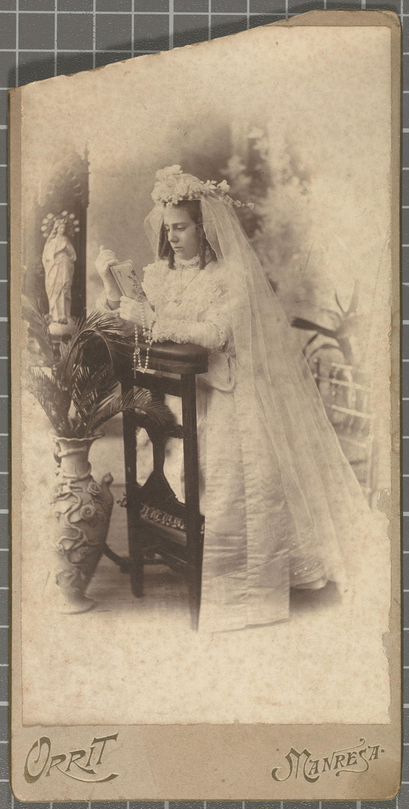 Enrique Orrit, [Portrait of a girl]