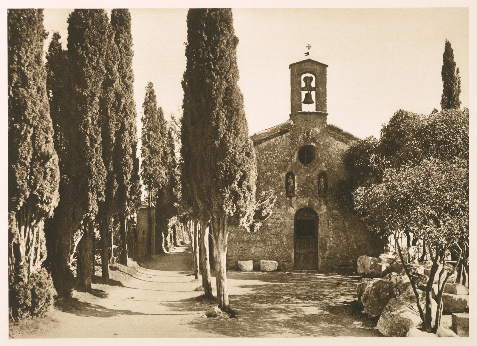 Desconegut, Walk and Chapel of St. Iscle and St. Victoria