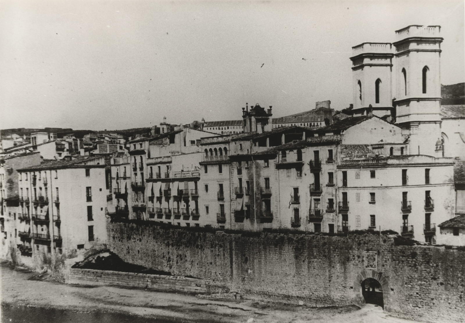 Desconegut, [Straw Weight Wall]