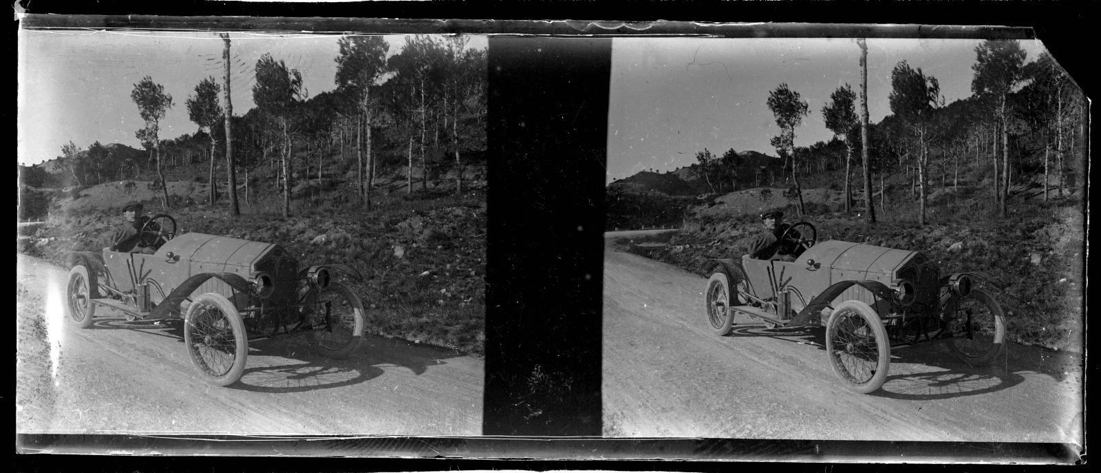 Desconegut, [Automobile]